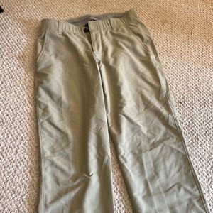 Men’s Under Armour  performance khaki pants